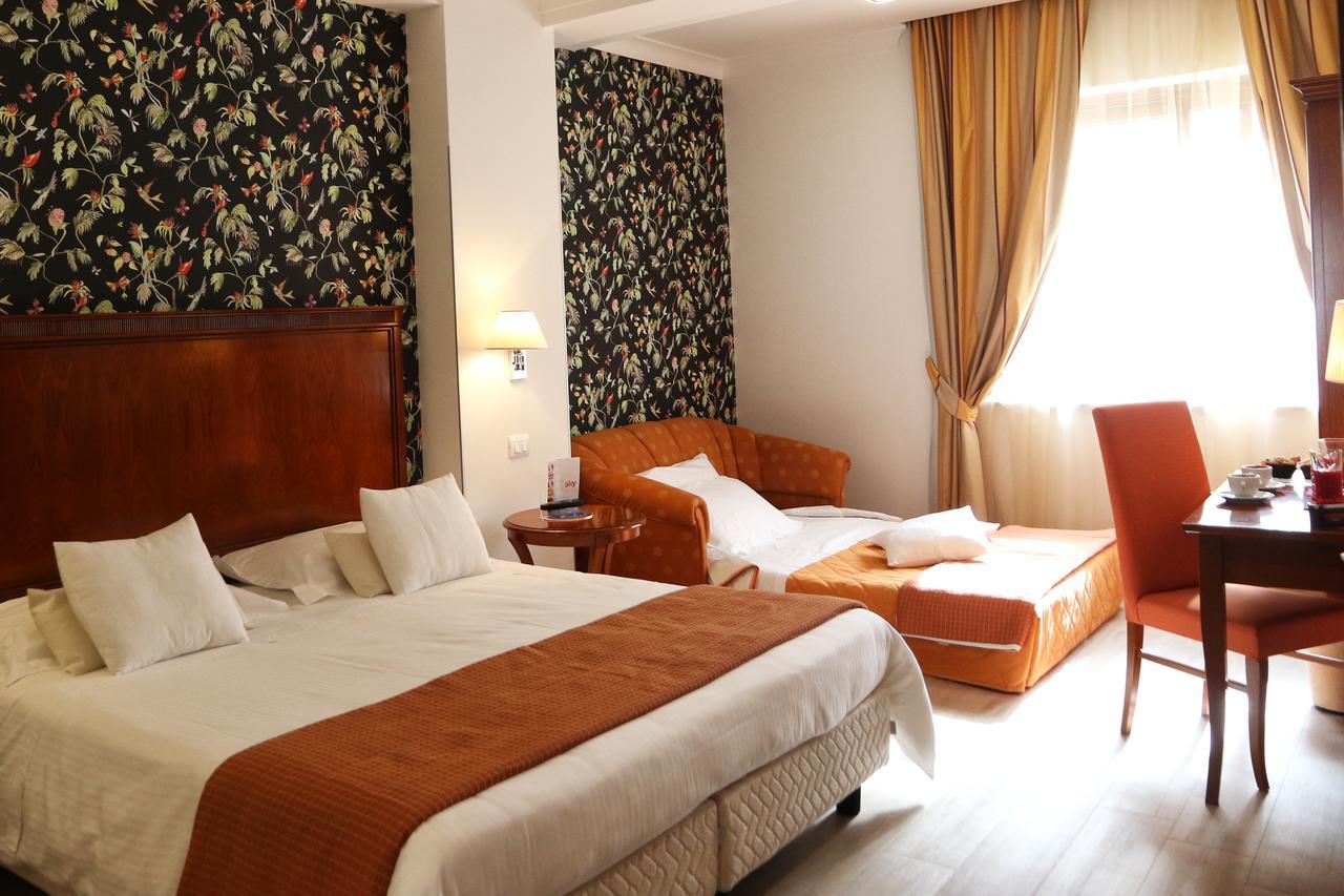 Andris Hotel แอร์โกลาโน ภายนอก รูปภาพ